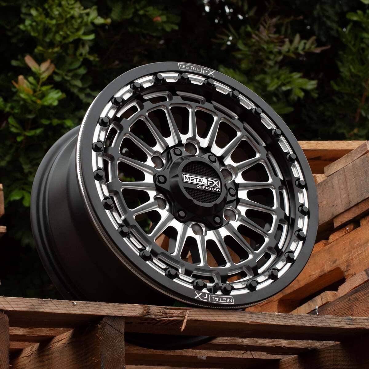 ミリタリートラックオールメタル6x 6,rc MetalFX Delta 6R Beadlock (6 Lug) - Satin Black Contrast Cut