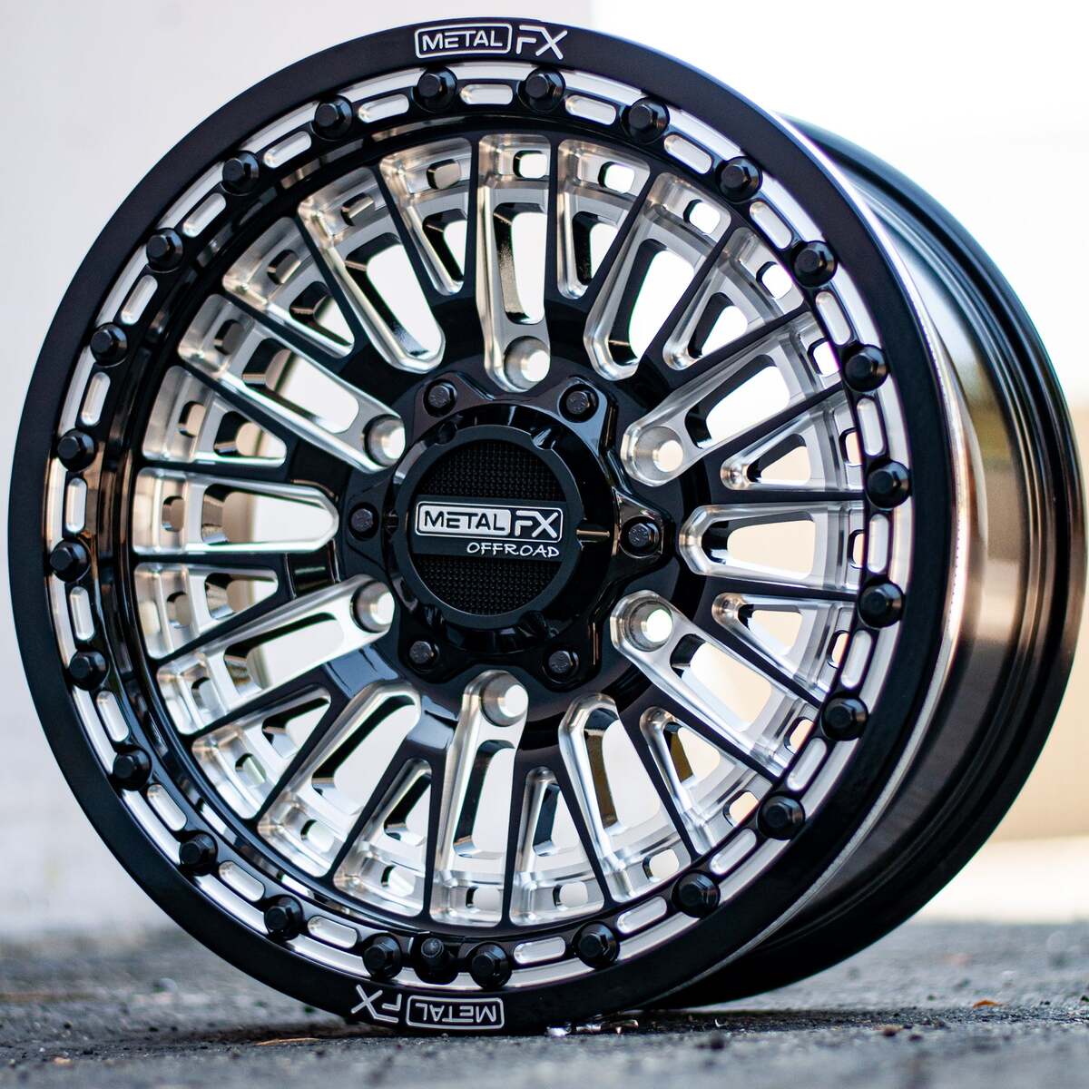 MetalFX Can-Am Maverick R Slayer 6R Beadlock - Gloss Black Contrast Cu