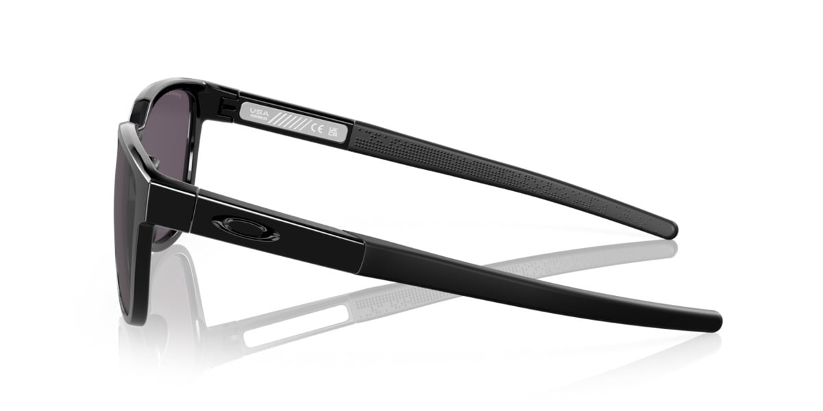 Oakley Actuator