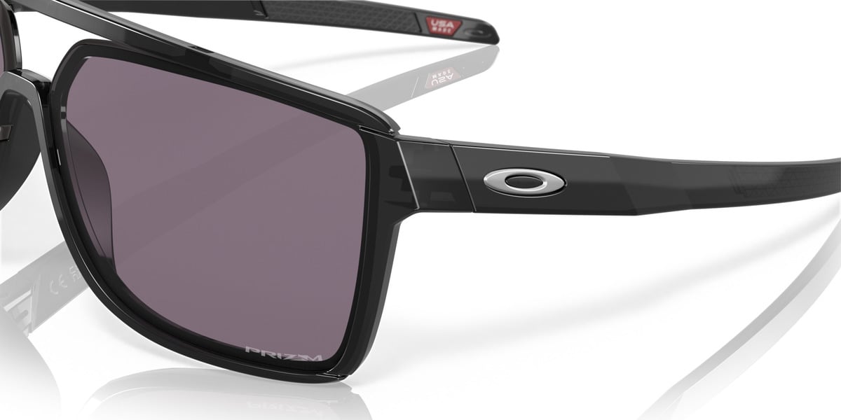 Oakley Castel