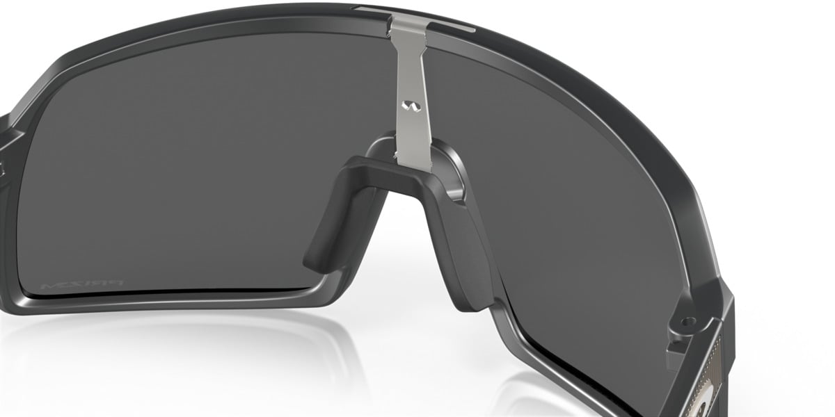 Oakley Sutro S High Resolution Collection