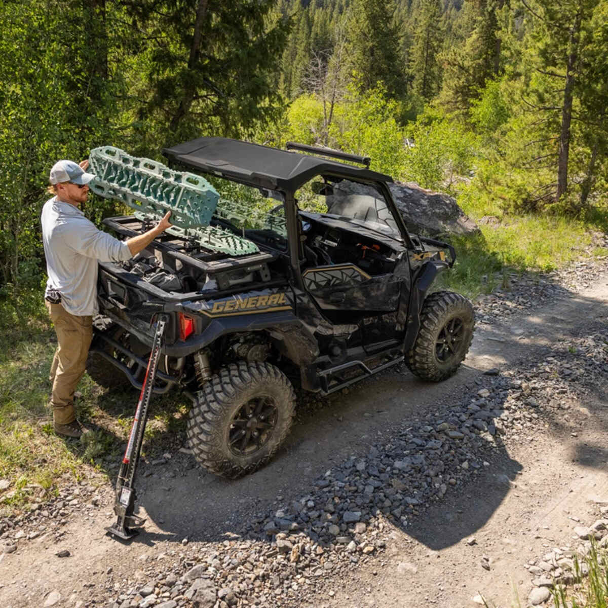 Polaris General Rhino-Rack Rear Bed Rack