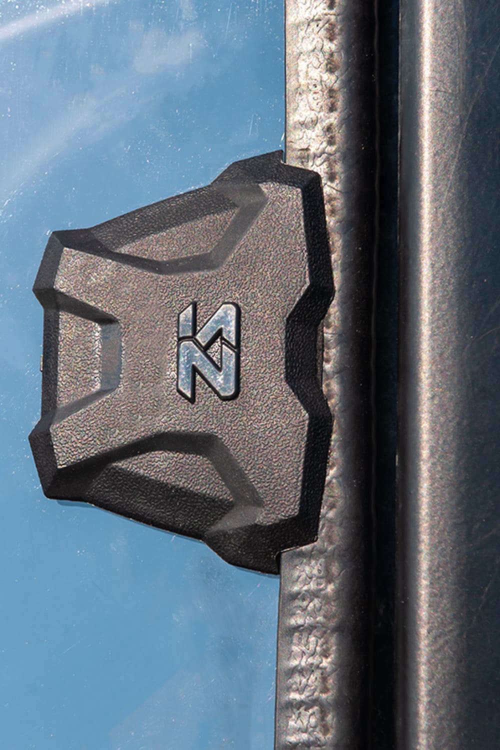 Seizmik Polaris General Toolless Versa-Vent Windshield - UV Resistant Polycarbonate