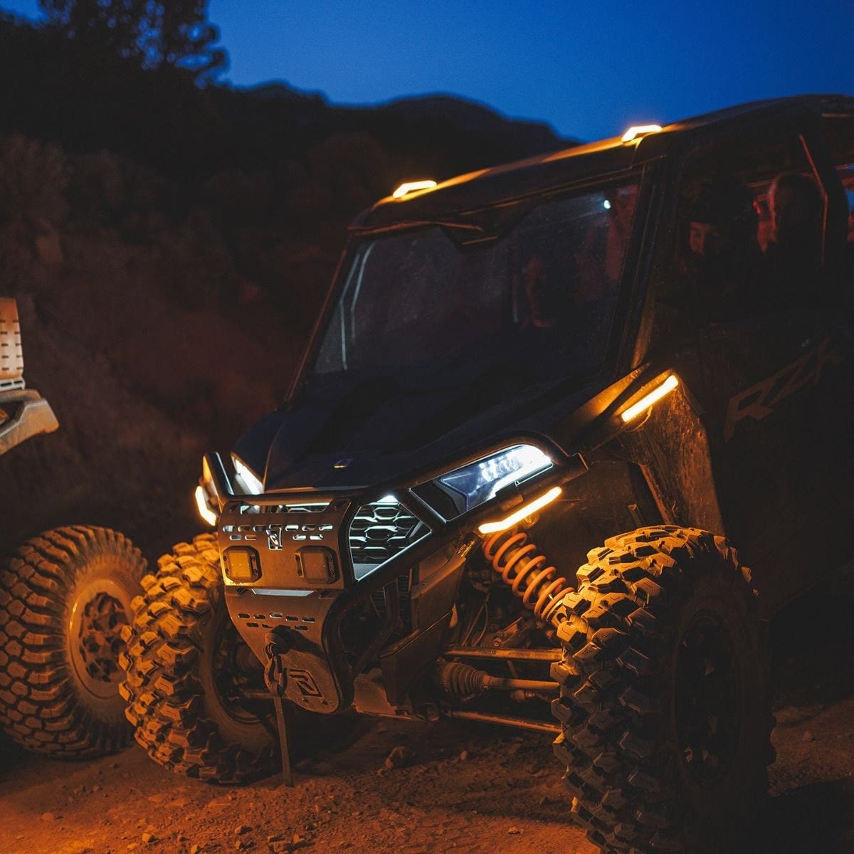 Ravek '24+ Polaris RZR XP Plug & Play Apex Lights