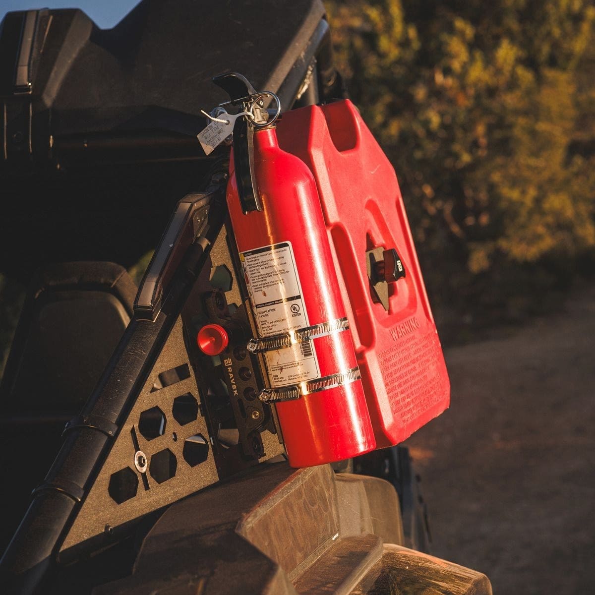 Ravek UTV Molle Quick Detach Fire Extinguisher Mount