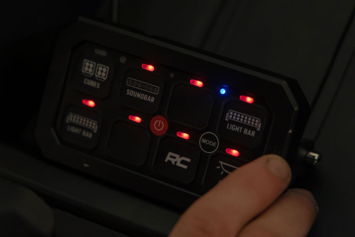 Rough Country RGB Backlit Buttons Multifunction Modes 8 Gang Switch Panel