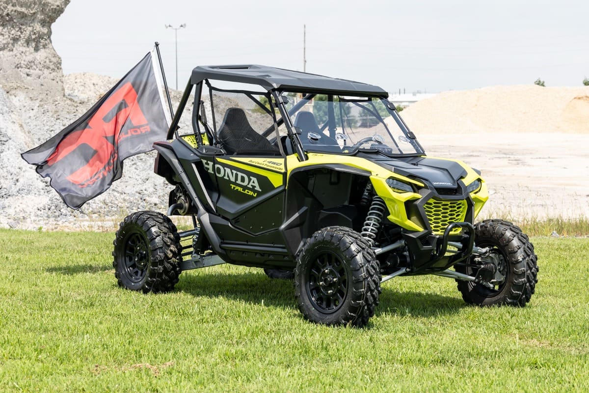 Rough Country Single 2 & 2.5" Inch Hitch w/ Flag Pole Holder