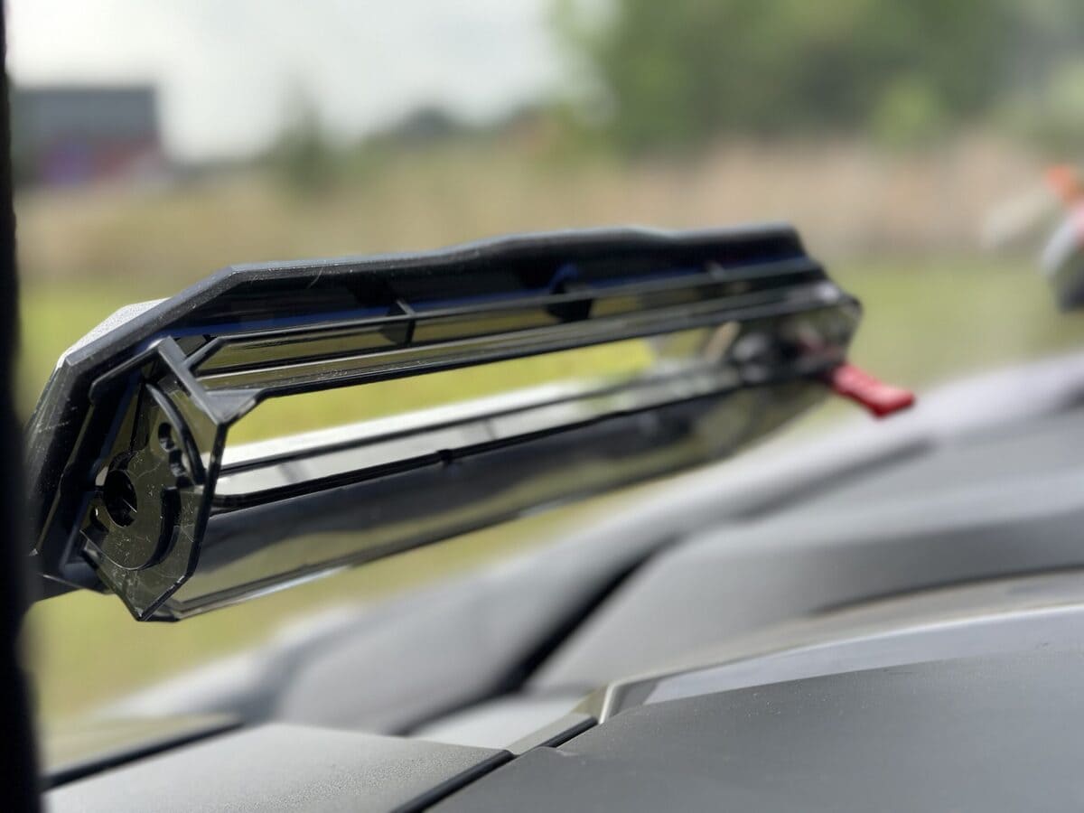 Seizmik '24+ Polaris RZR XP 1000 Toolless Versa-Vent Scratch Resistant Hard Coated Windshield