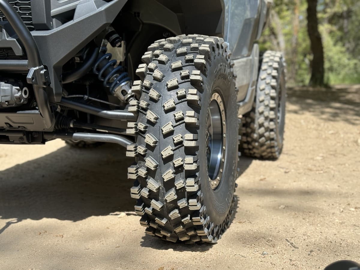 System 3 Gunmetal Grey SB-6 Beadlocks & System 3 ATX470 All Terrain Xtreme Wheel & Tire Kit