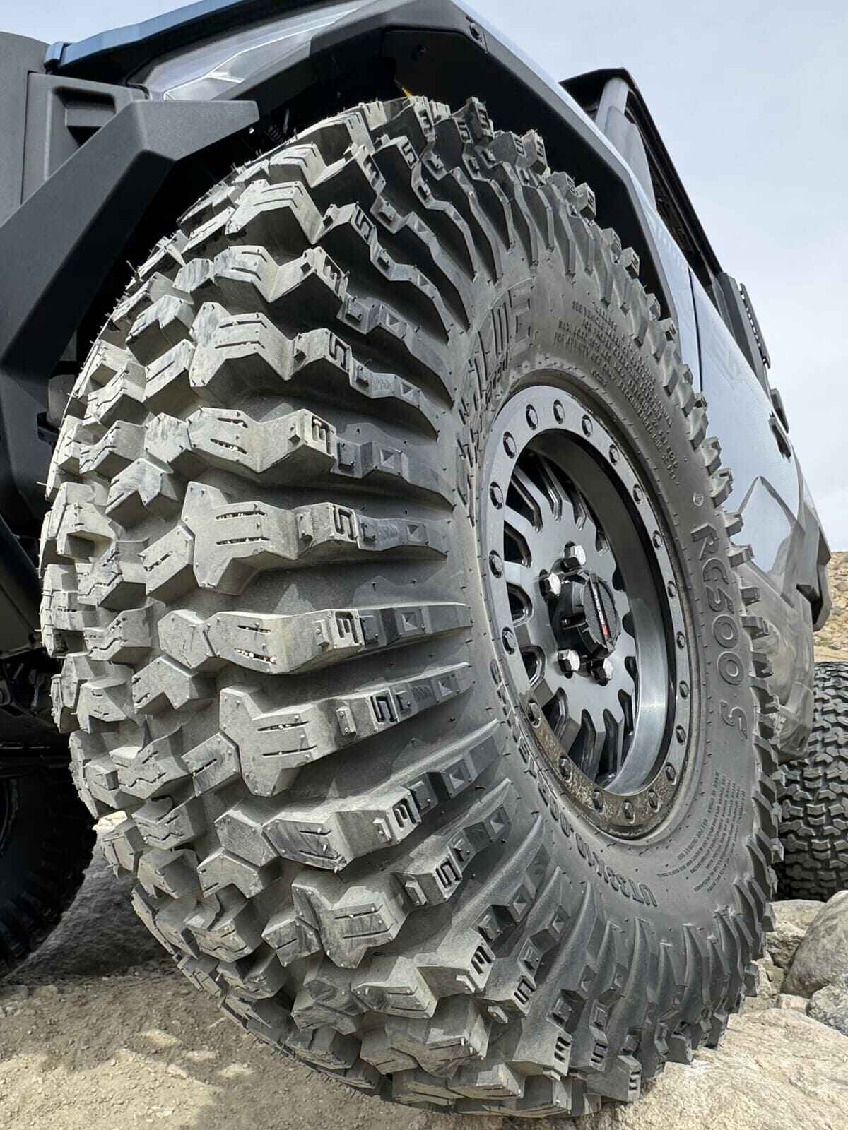 System 3 Matte Brushed Grey SB-8 Beadlock 5-Lug & System 3 RC500S 8 Ply Rock Crawler Wheel & Tire Kit