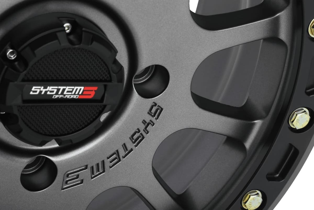 System 3 Matte Gunmetal SB-5 Beadlock & System 3 Radial RT320 Wheel & Tire Kit