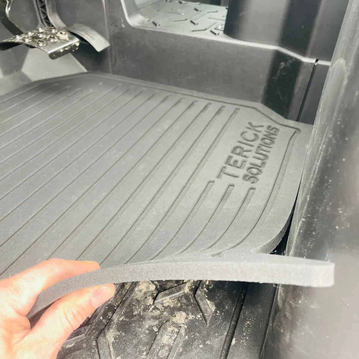 Terick Solutions '24+ Kawasaki Ridge Rubber Floor Mats