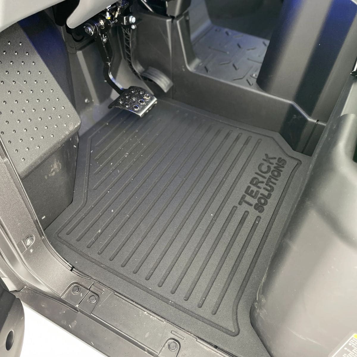 Terick Solutions '24+ Kawasaki Ridge Rubber Floor Mats