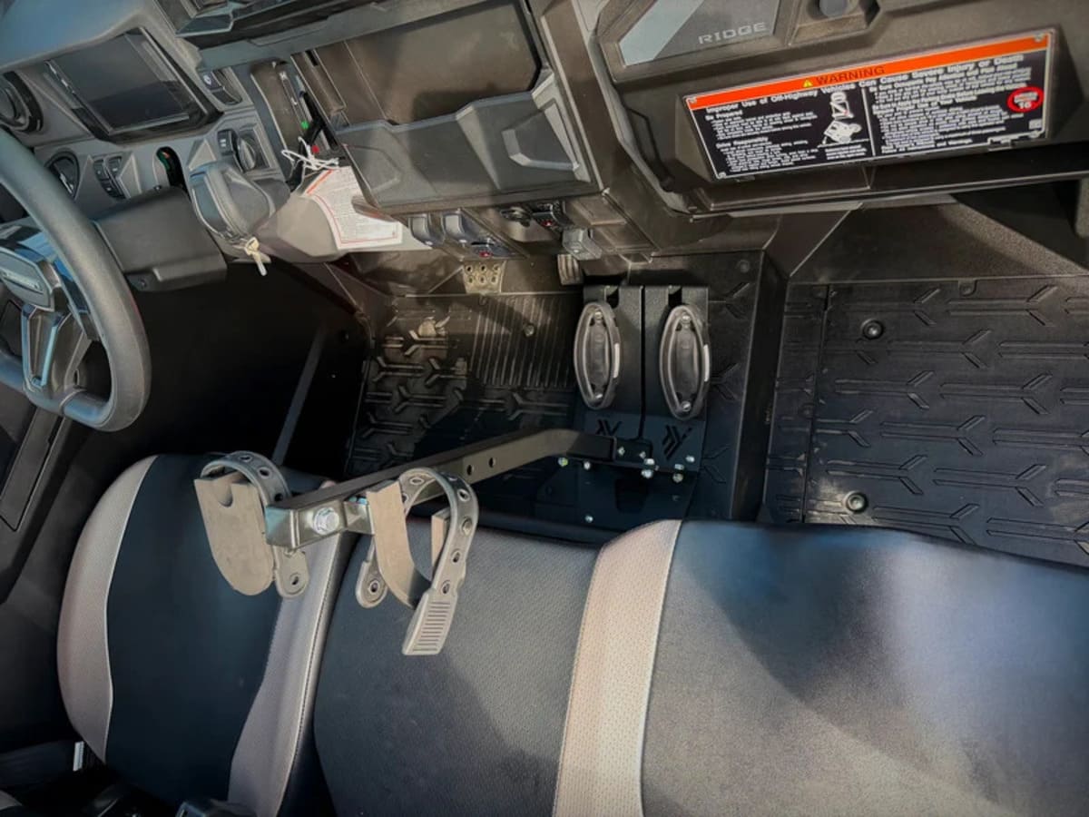 Thumper Fab '24-'27 Kawasaki Ridge Center Floor Gun Mount
