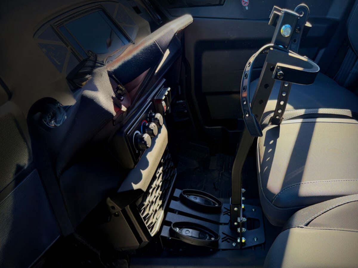 Thumper Fab '26 Can-Am Defender HD11 Gun Center Floor Mount