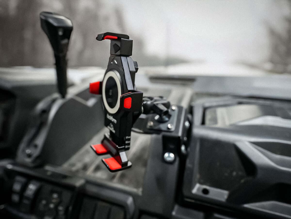 Thumper Fab Can-Am Defender Dash Phone Mount