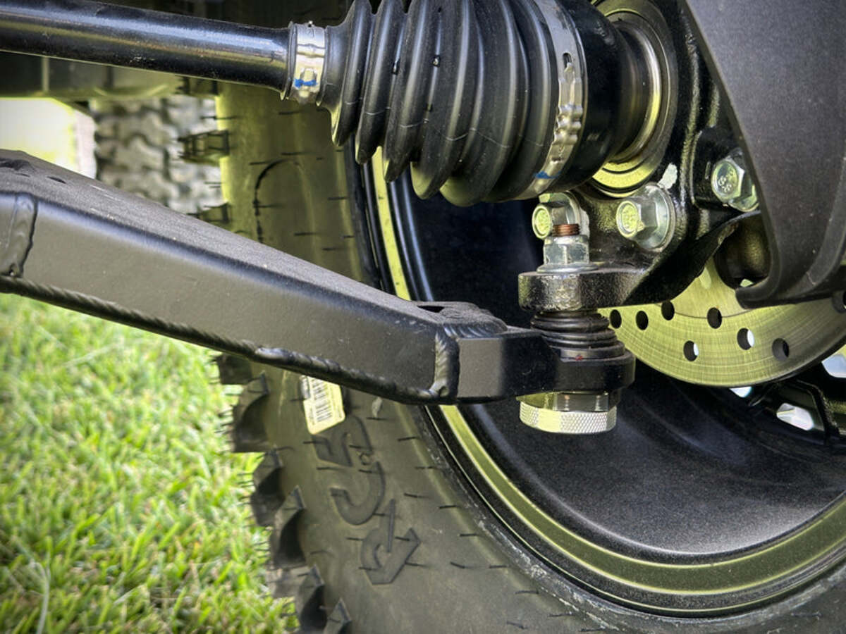 Thumper Fab CF Moto UForce U10 Pro Rear Non-Installed Control Arms