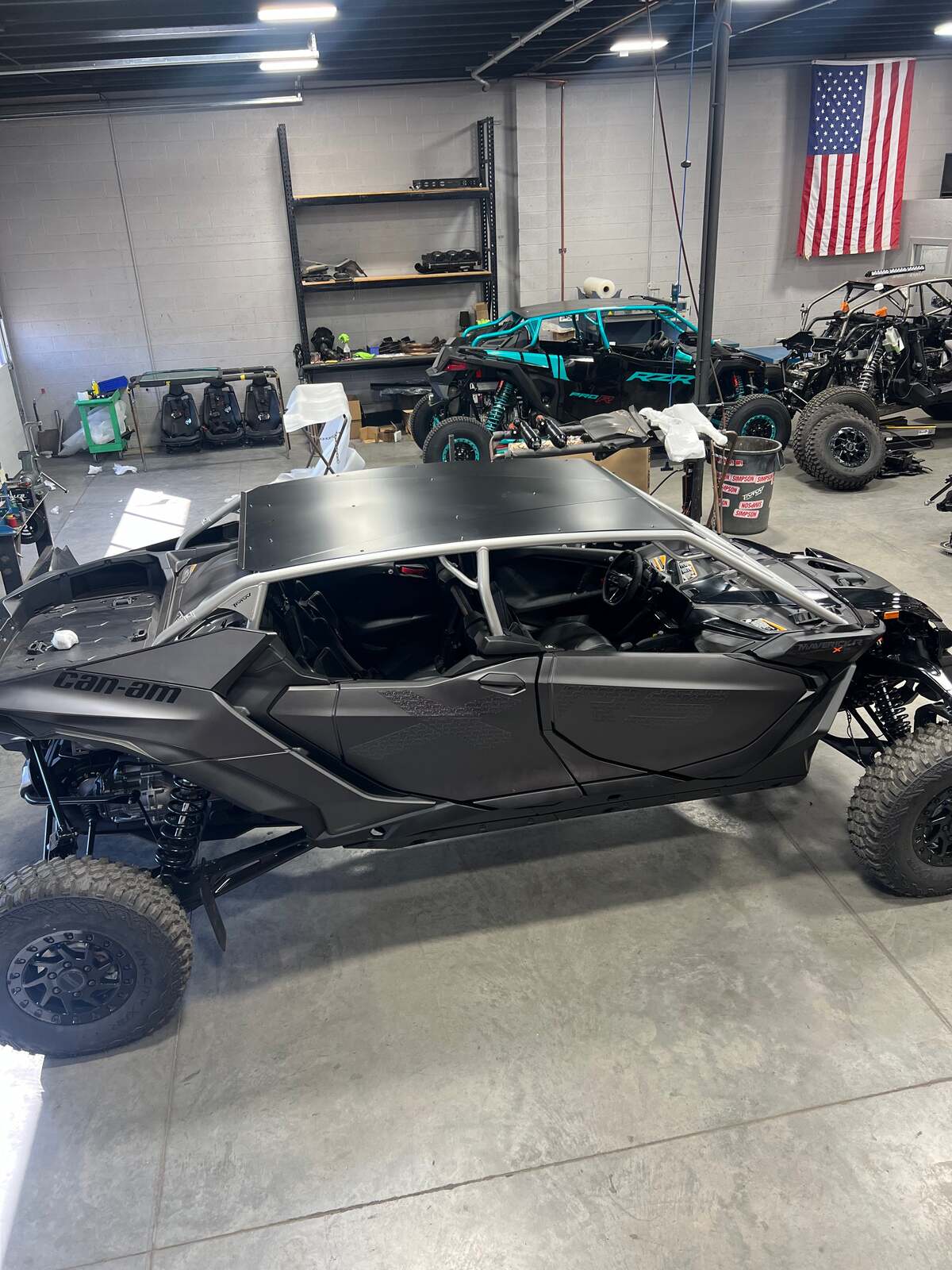 TMW Can-Am Maverick R Max Cage