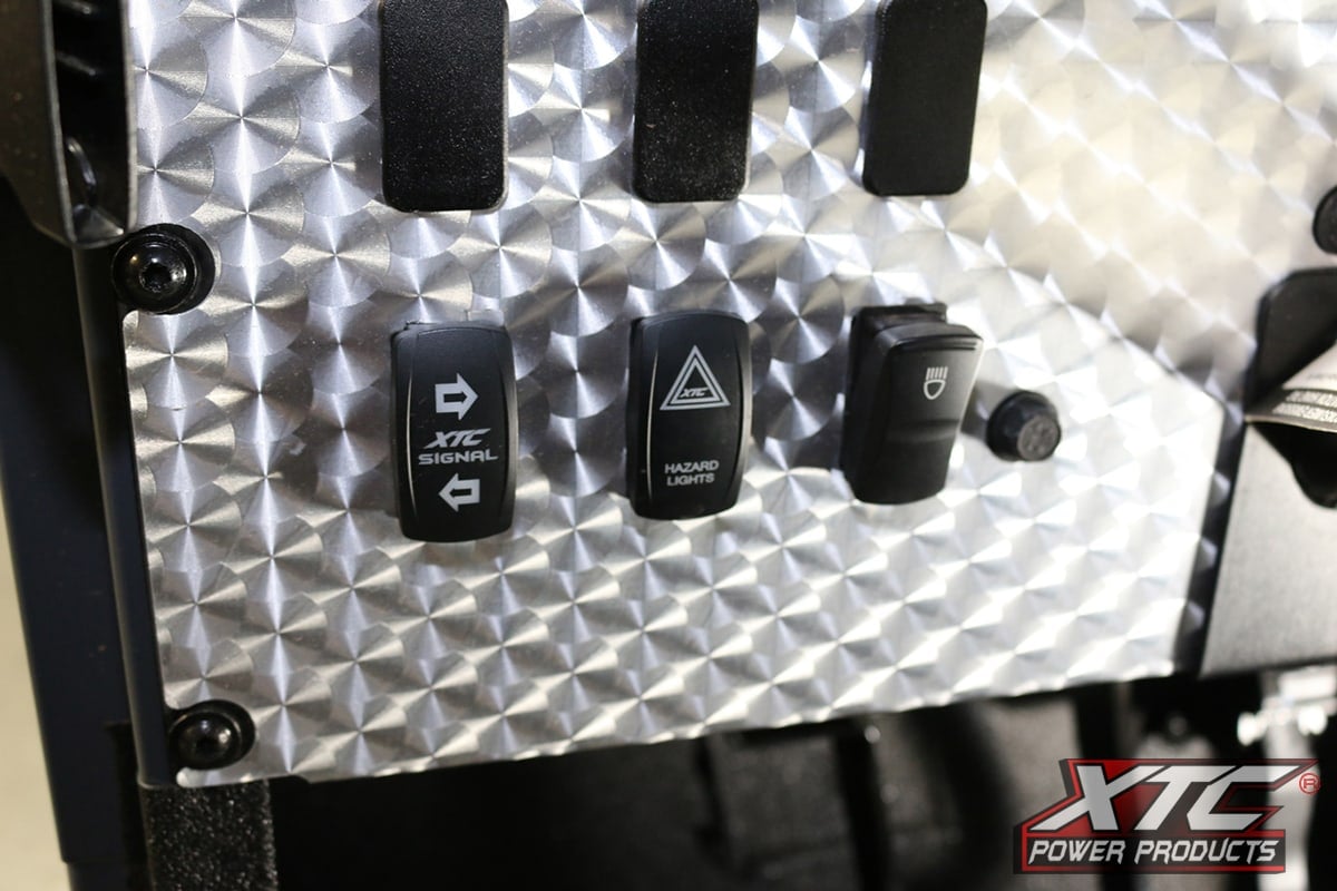 XTC Mahindra Roxor 2018 Plug and Play Turn Signal System