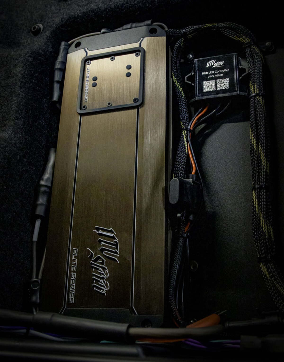 UTV Stereo Elite Series 1600W 5-Channel Amplifier