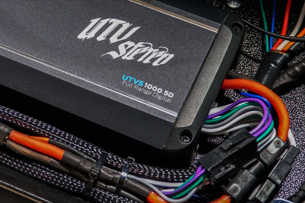 UTV Stereo Signature Series 1000W 5-Channel Amplifier