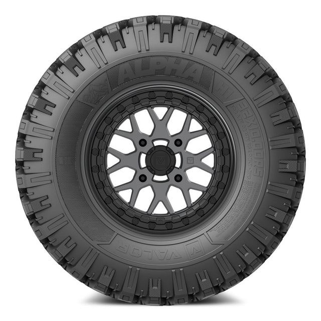 Valor Off-Road Alpha on V07 SG Wheel and Tire Kits