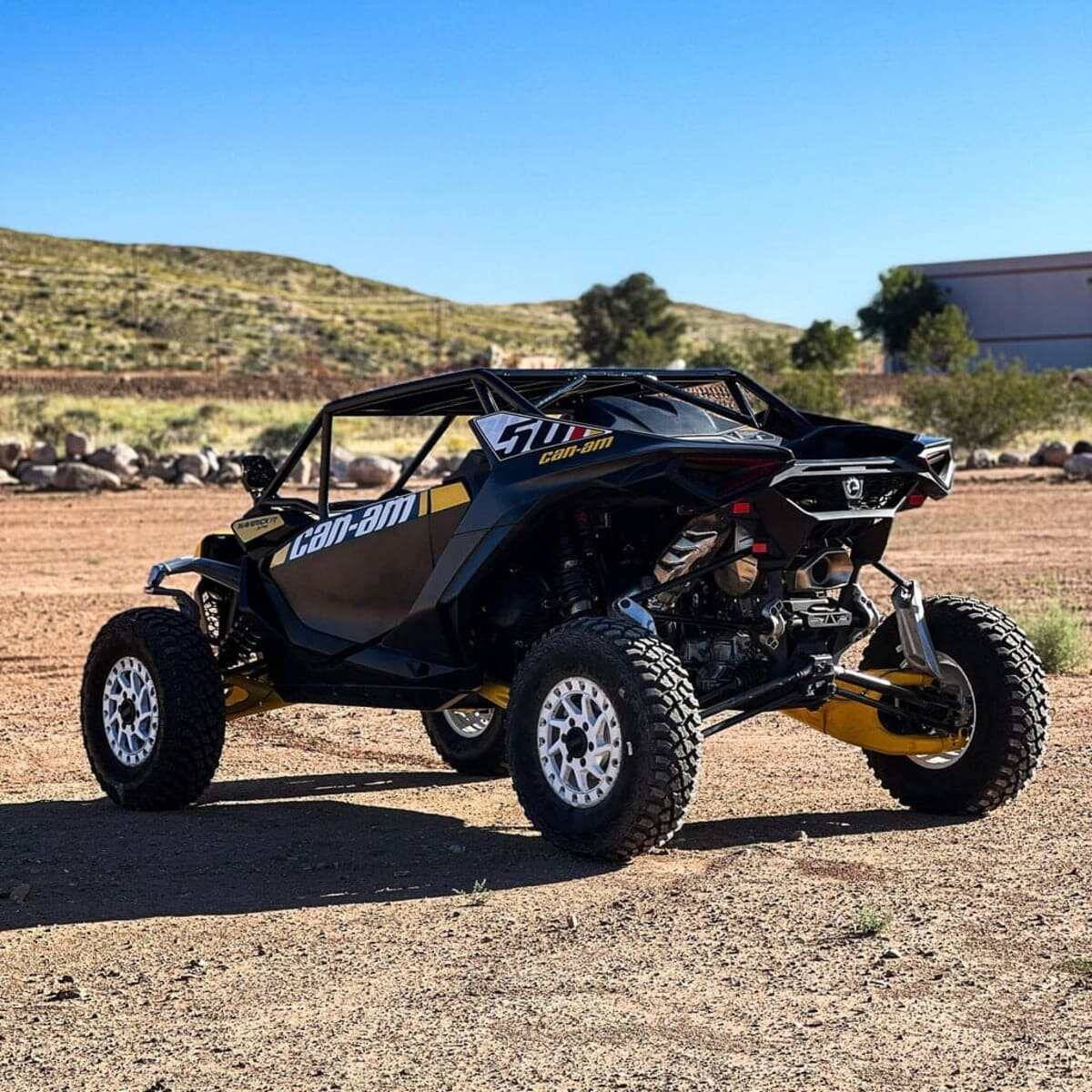 Voodoo Riders Can-Am Maverick R Desert Roll Cage