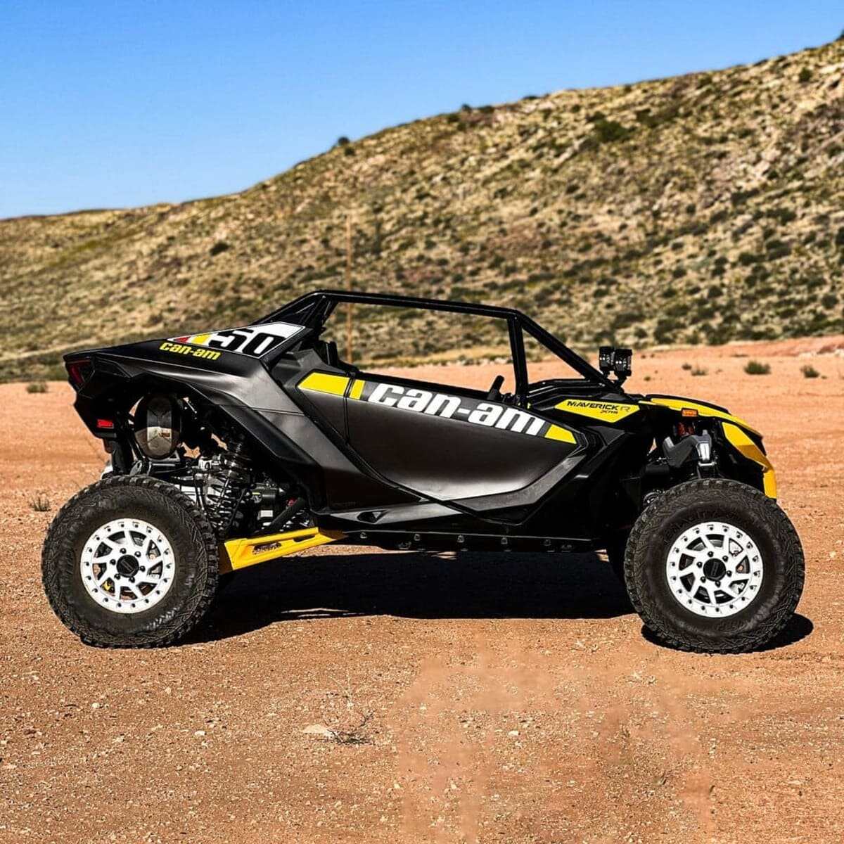 Voodoo Riders Can-Am Maverick R Desert Roll Cage