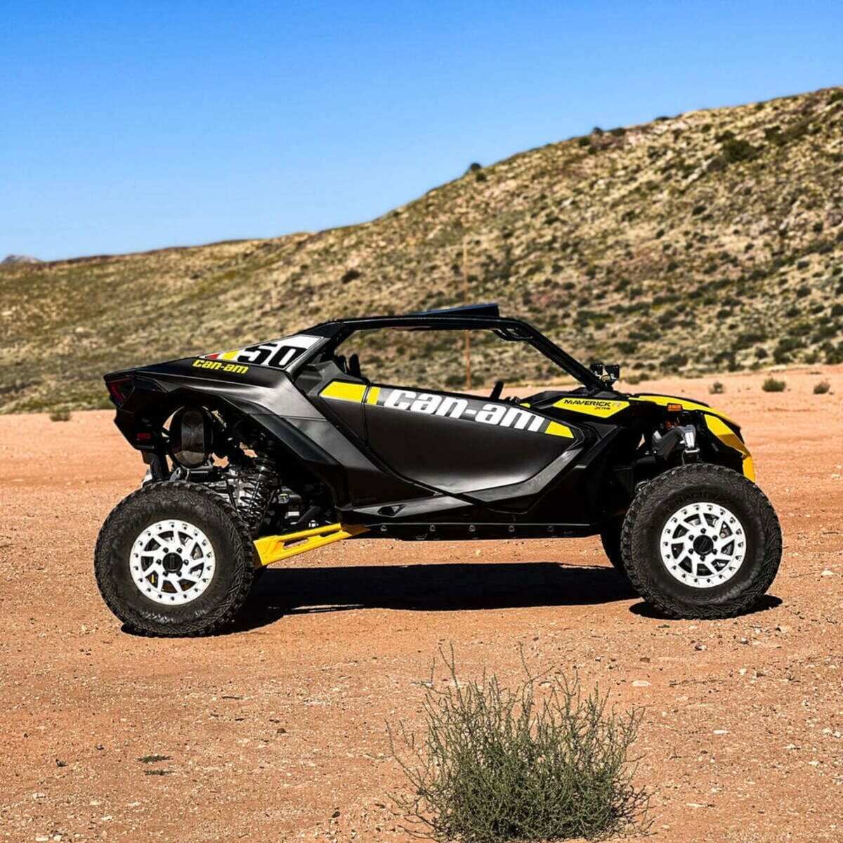 Voodoo Riders Can-Am Maverick R Fastback Roll Cage